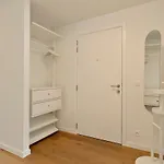 Huswell - New Near The With Stunning Seaview Lejlighed