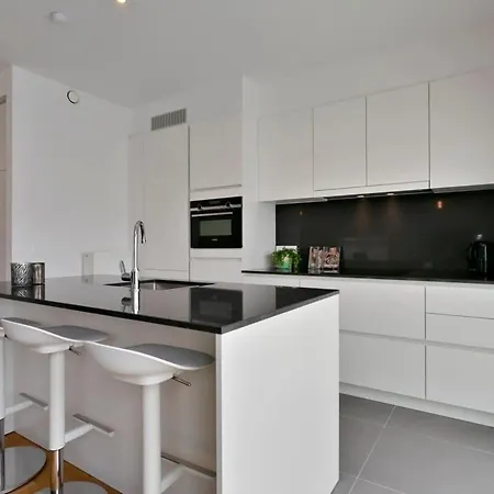 Huswell - New Near The With Stunning Seaview Lejlighed *