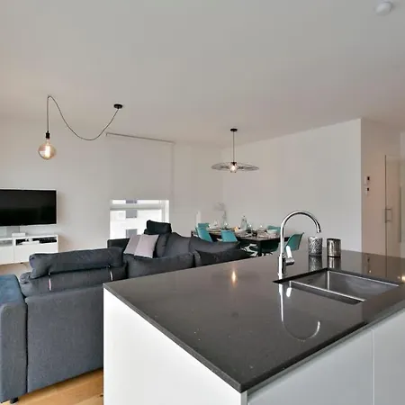 아파트 Casiola - New Near The With Stunning Seaview