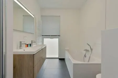 Huswell - New Near The With Stunning Seaview 公寓 *